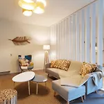 Guillemins Station Flats Apartament *