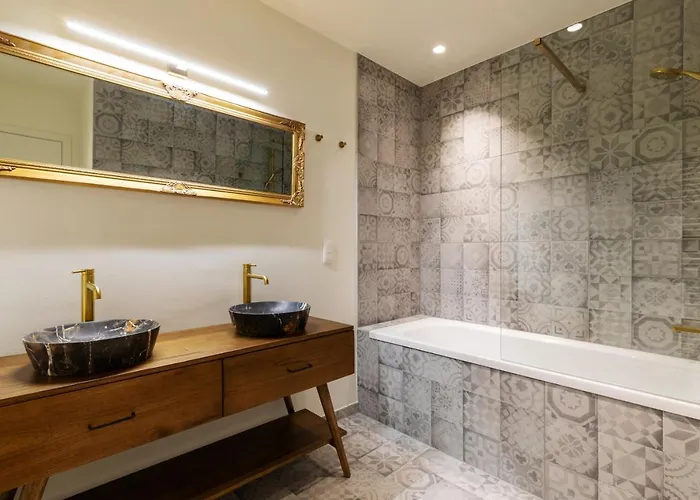 Apartment Guillemins Station Flats Liege